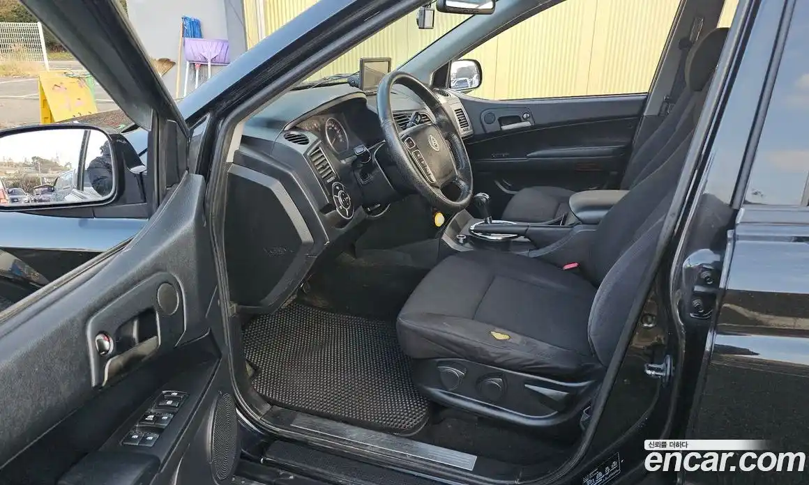 SsangYong Korando 2013 2.0 Автомат в Москве № 33179, фото 3