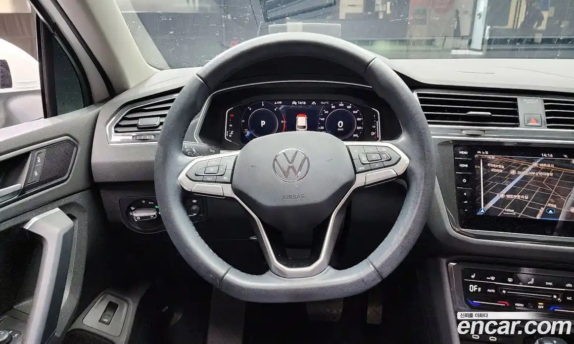 Volkswagen Tiguan 2023 2.0 Автомат в Москве № 357660, фото 14