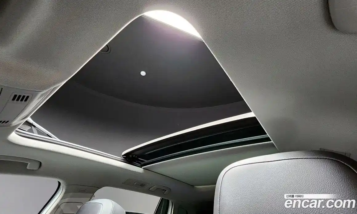 Volkswagen Tiguan 2023 2.0 Автомат в Москве № 357660, фото 18