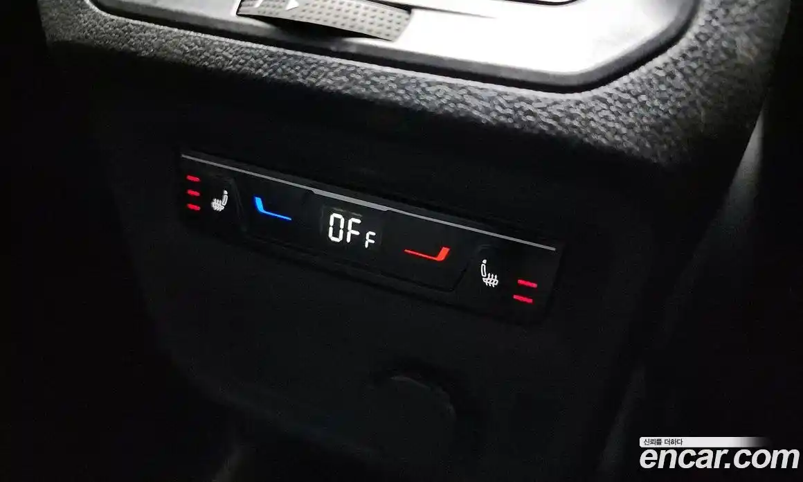 Volkswagen Tiguan 2023 2.0 Автомат в Москве № 357660, фото 19