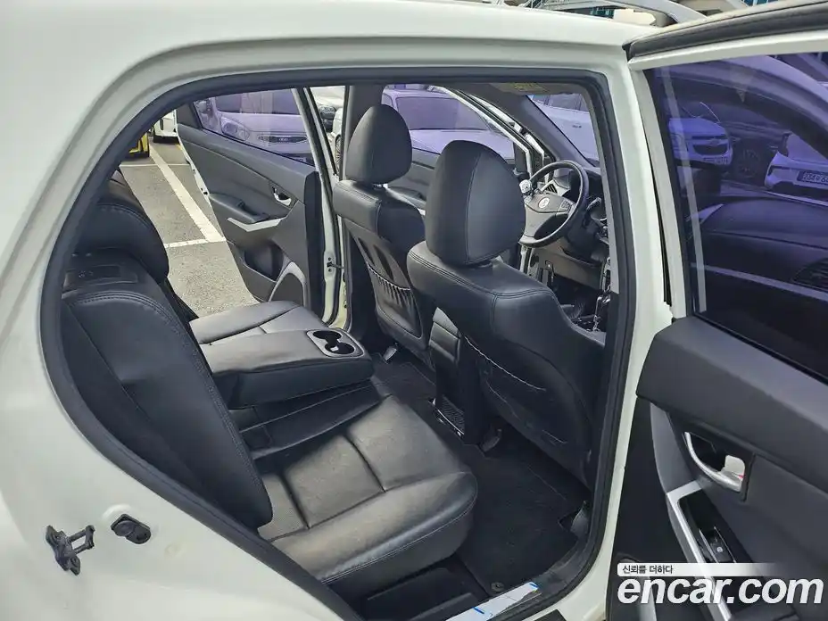 SsangYong Korando 2015 2.0 Автомат в Москве № 35774, фото 12