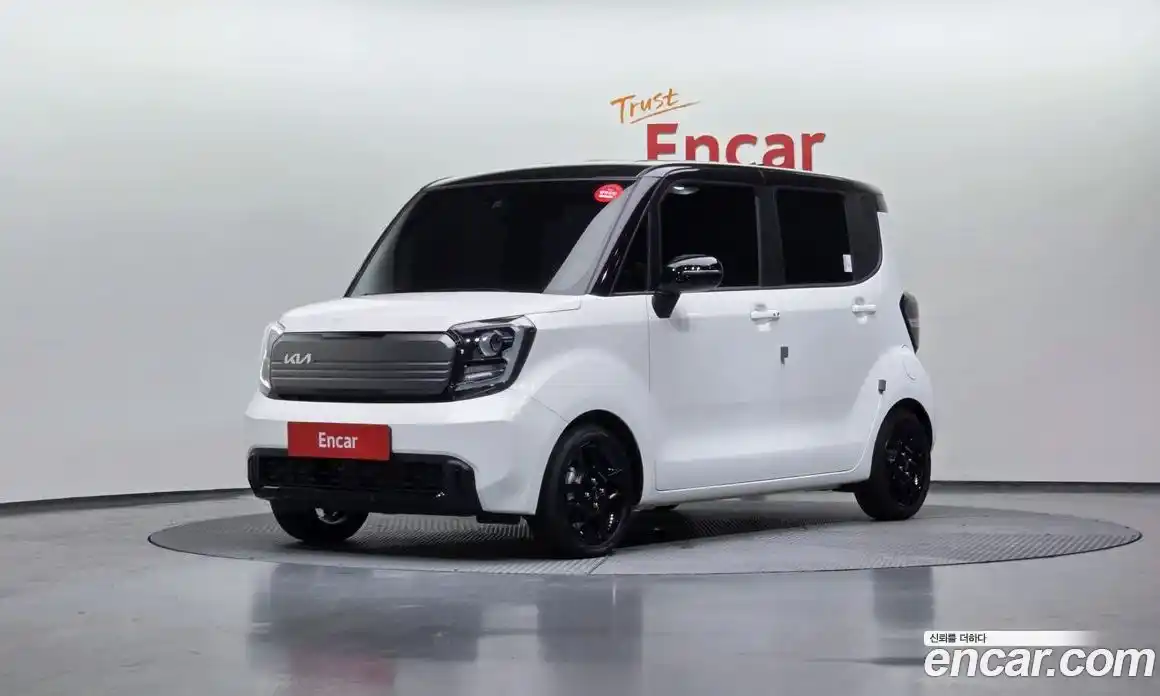 Kia Ray 2023 1.0 Автомат в Москве № 358797, фото 1