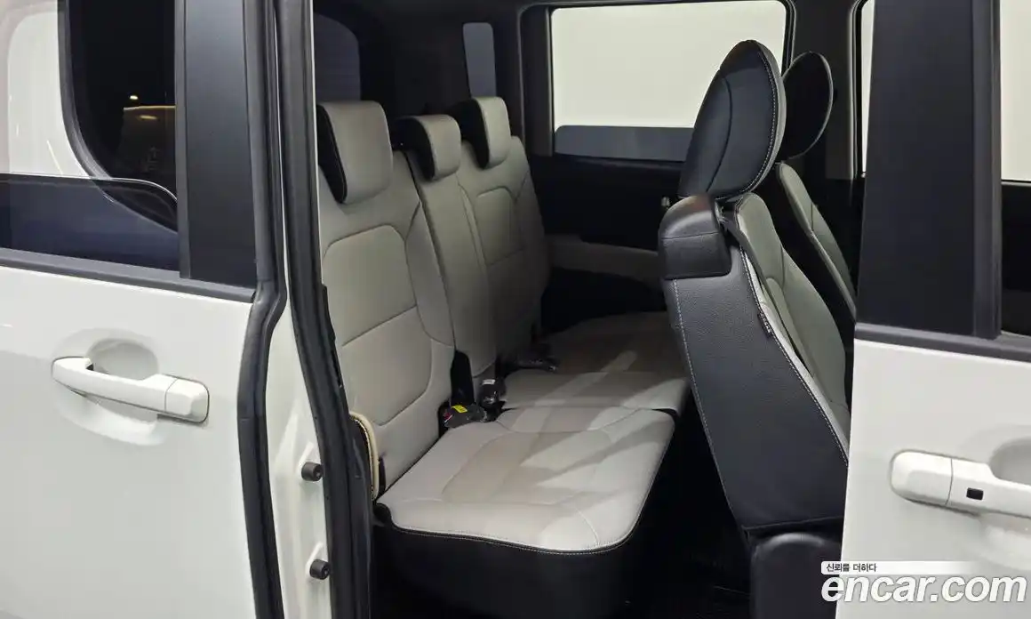 Kia Ray 2023 1.0 Автомат в Москве № 358797, фото 12