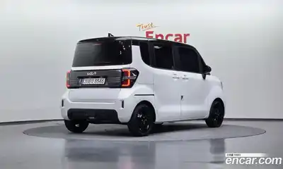 Kia Ray 2023 1.0 Автомат в Москве № 358797, миниатюра 2