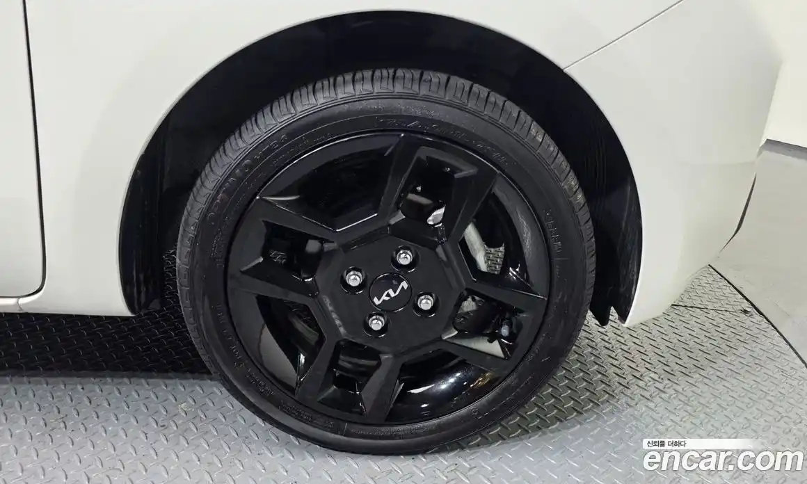 Kia Ray 2023 1.0 Автомат в Москве № 358797, фото 5