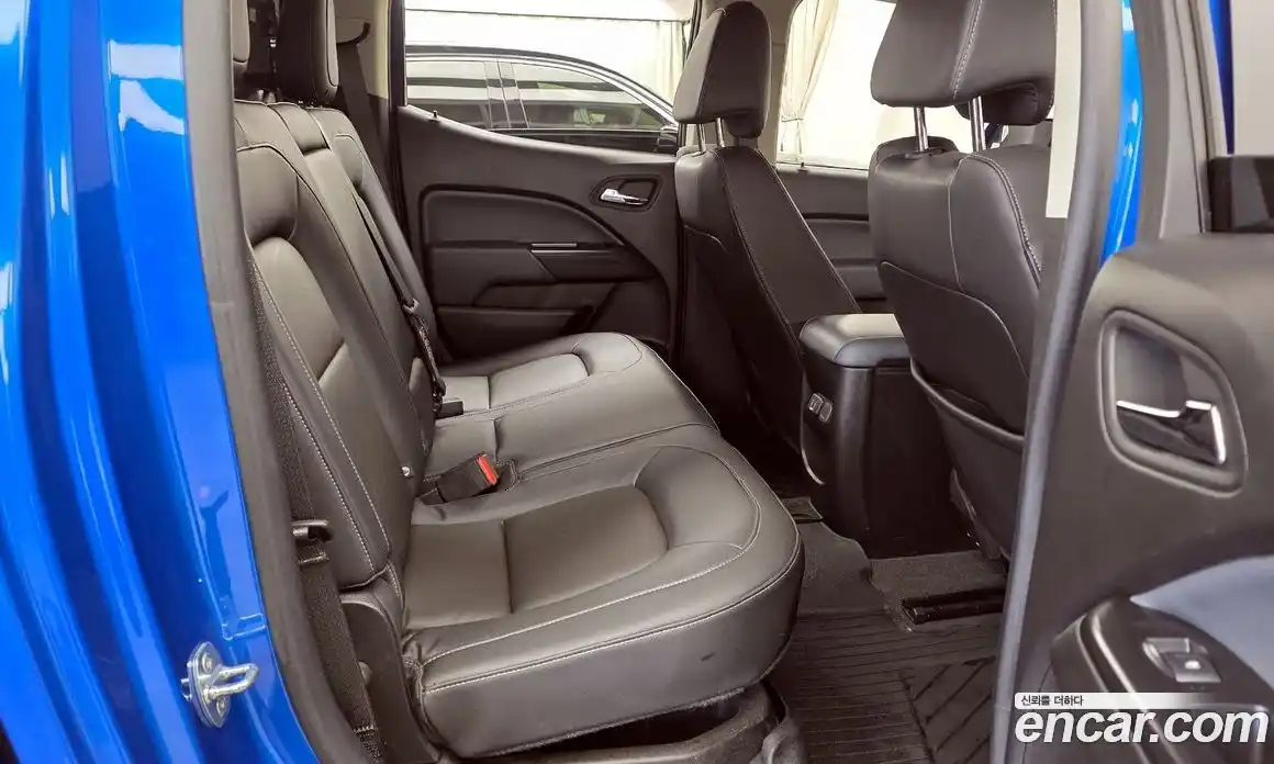 Chevrolet Colorado 2021 3.6 Автомат в Москве № 37985, фото 12