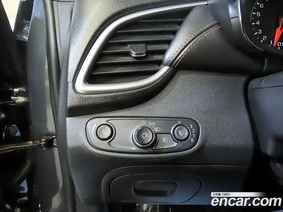 Chevrolet Trax 2018 1.4 Автомат в Москве № 38003, фото 16