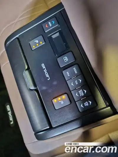 Lexus ES 2023 2.5 Автомат в Москве № 399014, миниатюра 11