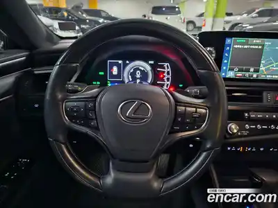 Lexus ES 2023 2.5 Автомат в Москве № 399014, миниатюра 8