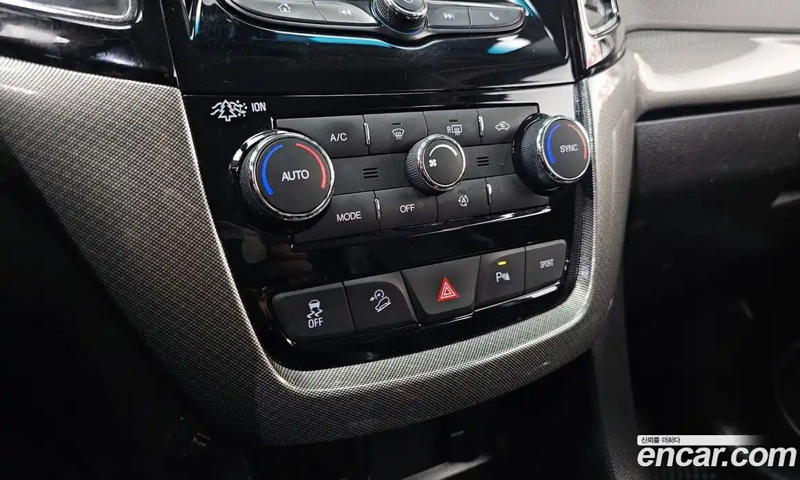 Chevrolet Captiva 2018 2.0 Автомат в Москве № 41952, фото 1