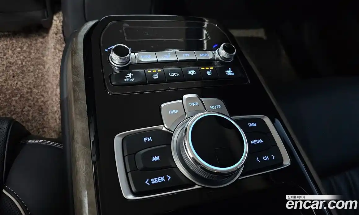 Genesis G90 2019 3.8 Автомат в Москве № 419835, фото 18