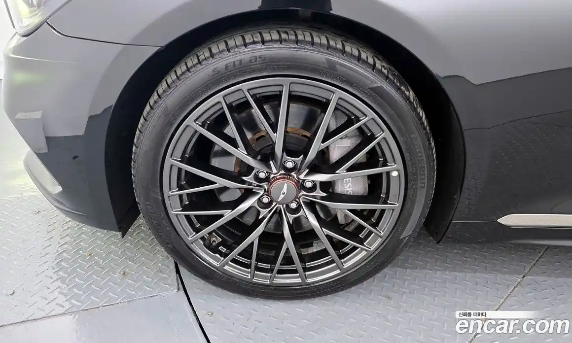 Genesis G80 2017 3.3 Автомат в Москве № 42465, фото 9