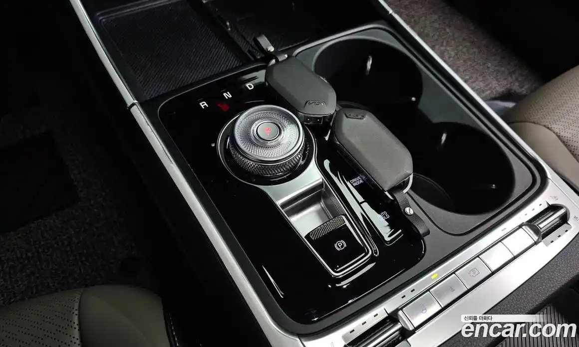 Kia Canival 2025 1.6 Автомат в Москве № 459814, фото 8