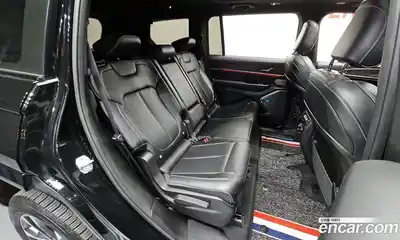 Jeep Cherokee 2022 3.6 Автомат в Москве № 472778, миниатюра 12