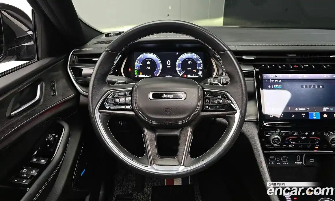 Jeep Cherokee 2022 3.6 Автомат в Москве № 472778, фото 13