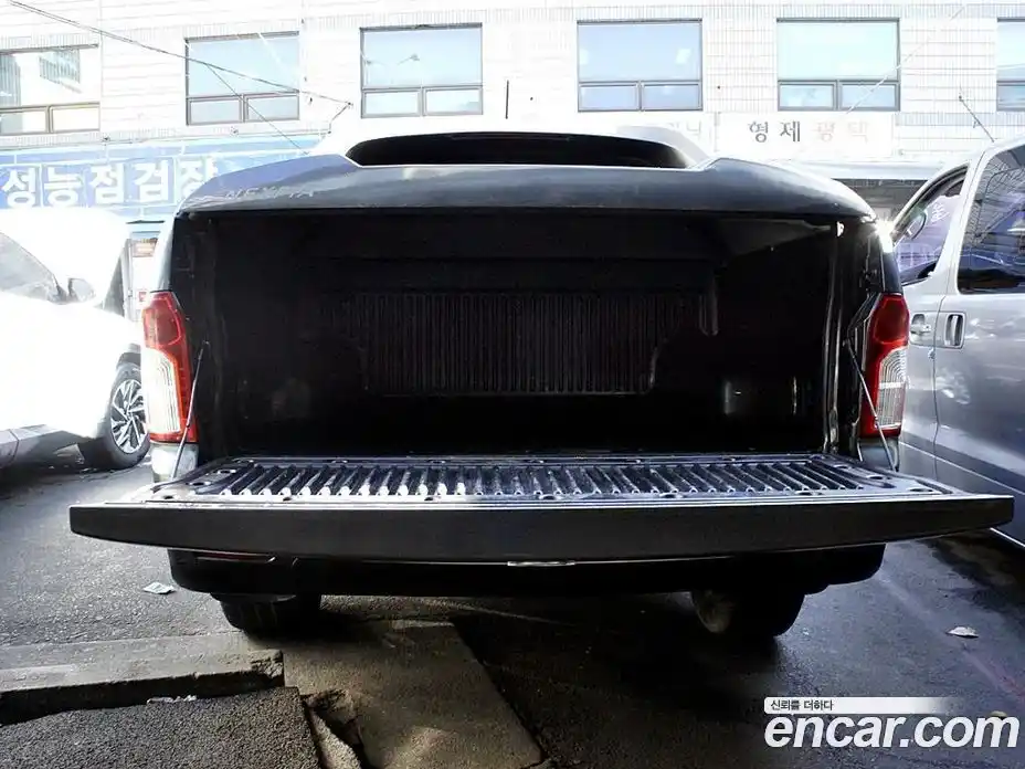 SsangYong Korando 2013 2.0 Автомат в Москве № 491661, фото 18