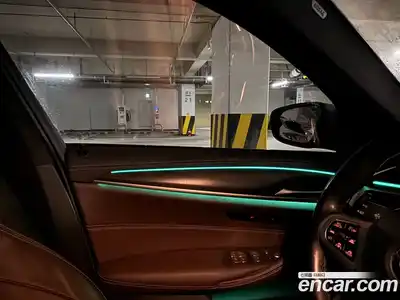 BMW 5-Series 2023 2.0 Автомат в Москве № 492621, миниатюра 3