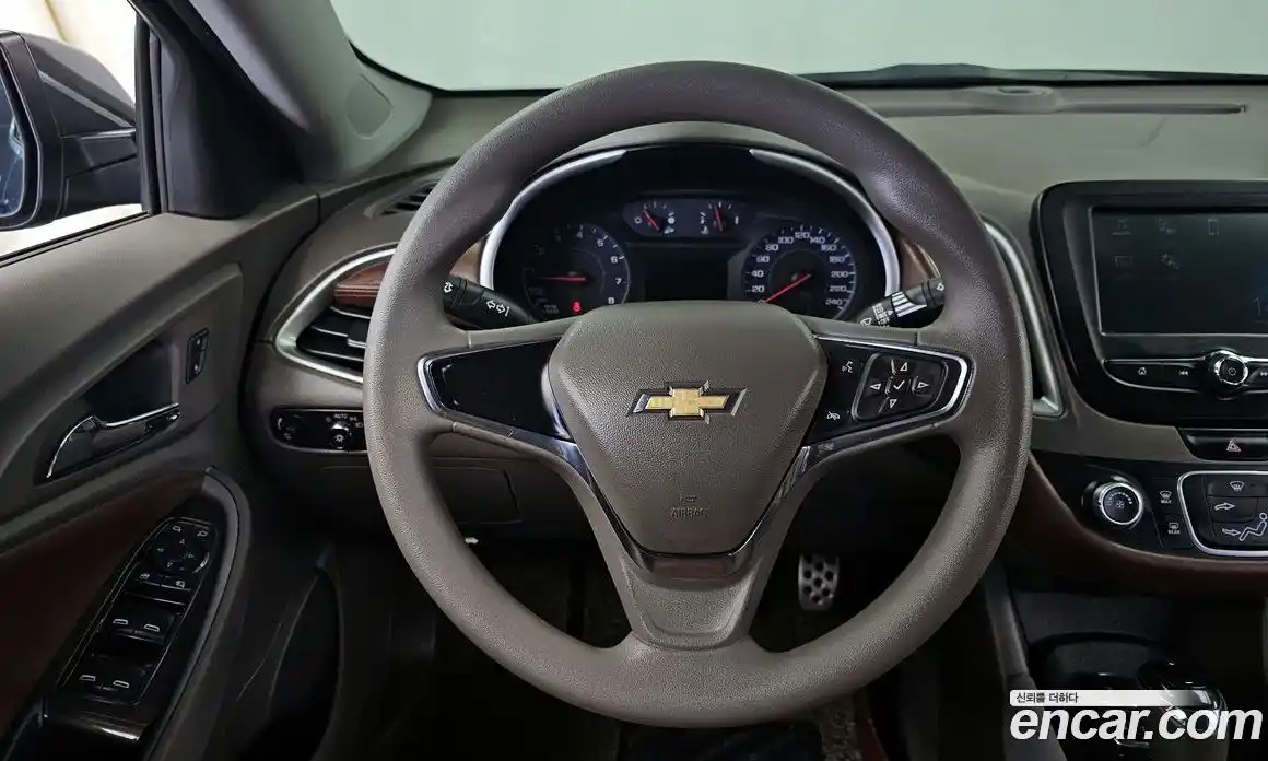 Chevrolet Malibu 2017 1.5 Автомат в Москве № 492982, фото 13