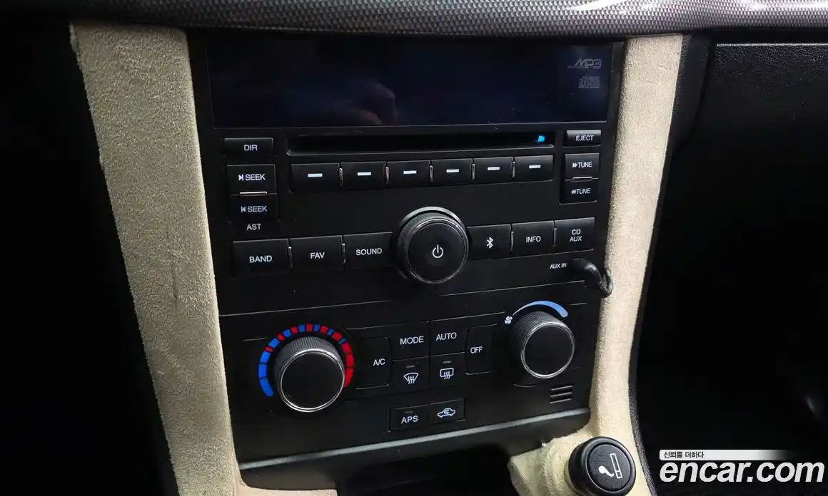 Chevrolet Captiva 2012 2.0 Автомат в Москве № 493063, фото 16