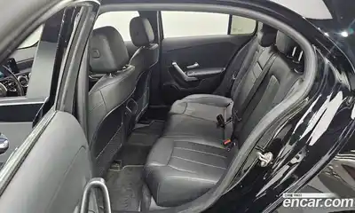 Mercedes-Benz A-Class 2022 2.0 Автомат в Москве № 494135, миниатюра 12