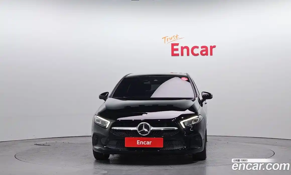 Mercedes-Benz A-Class 2022 2.0 Автомат в Москве № 494135, фото 3