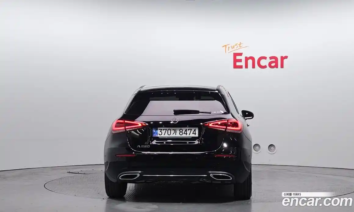 Mercedes-Benz A-Class 2022 2.0 Автомат в Москве № 494135, фото 4