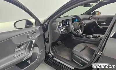 Mercedes-Benz A-Class 2022 2.0 Автомат в Москве № 494135, миниатюра 10