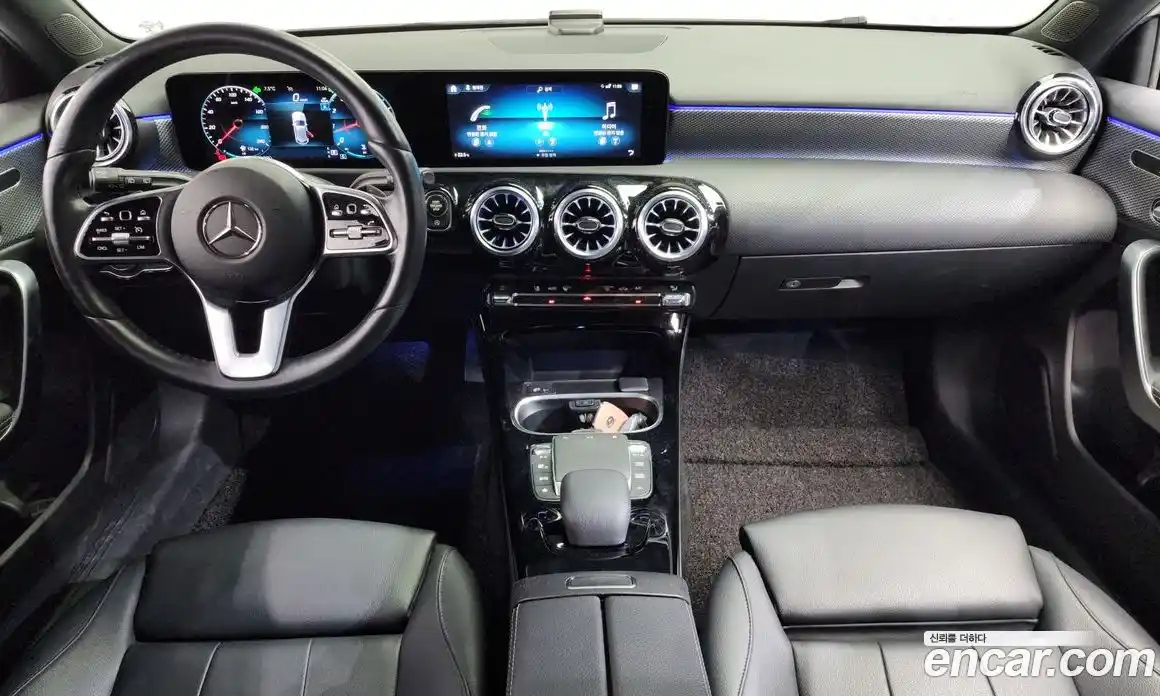 Mercedes-Benz A-Class 2023 2.0 Автомат в Москве № 494275, фото 7