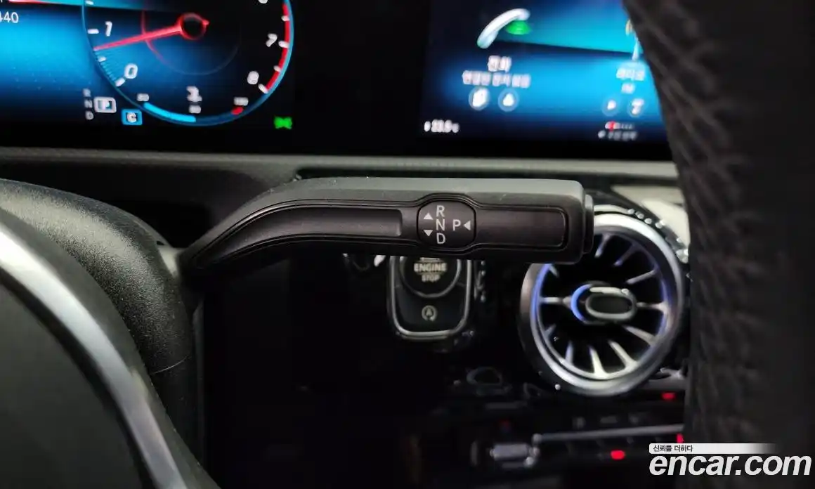 Mercedes-Benz A-Class 2023 2.0 Автомат в Москве № 494275, фото 9