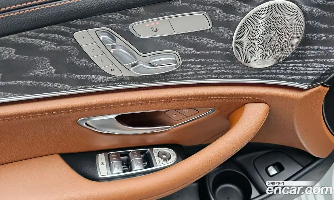 Mercedes-Benz E-Class 2021 2.0 Автомат в Москве № 495823, фото 14