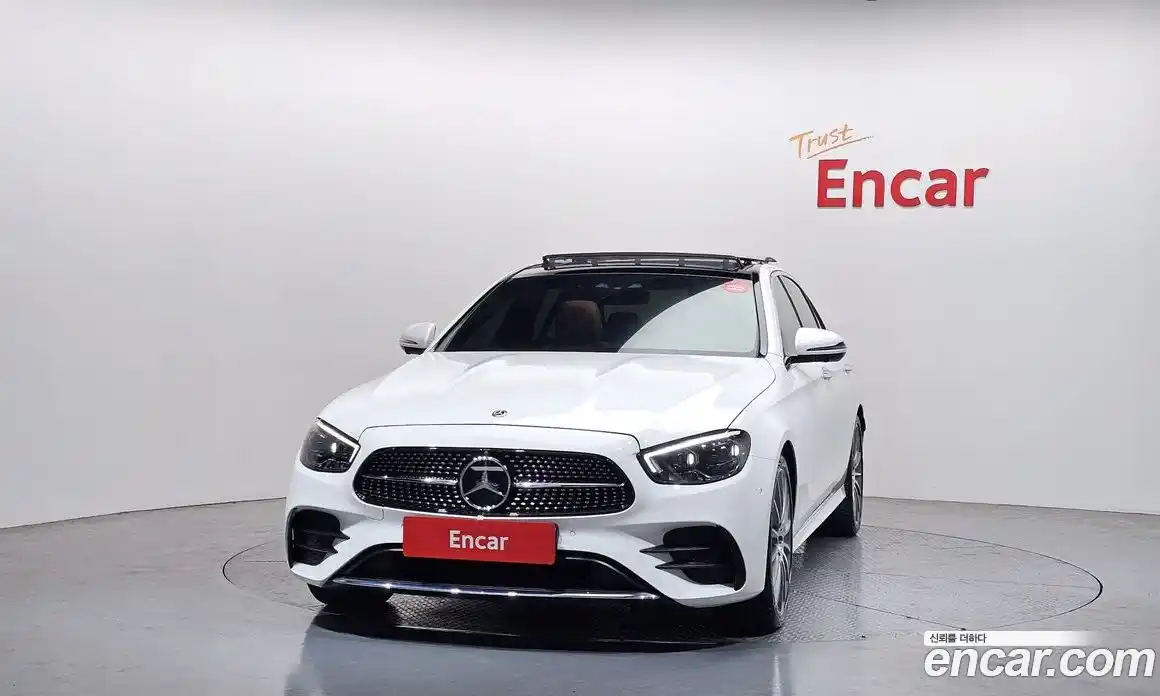 Mercedes-Benz E-Class 2021 2.0 Автомат в Москве № 495823, фото 3