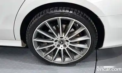 Mercedes-Benz E-Class 2021 2.0 Автомат в Москве № 495823, миниатюра 5