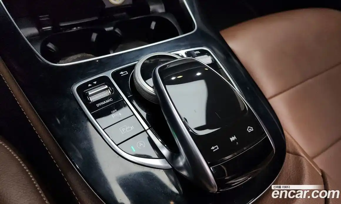 Mercedes-Benz E-Class 2018 2.0 Автомат в Москве № 496031, фото 16