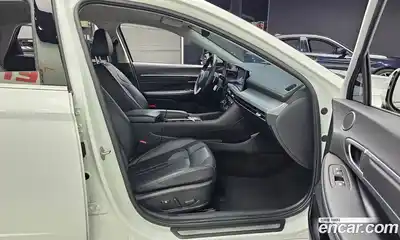 Hyundai Sonata 2024 1.6 Автомат в Москве № 49626, миниатюра 5