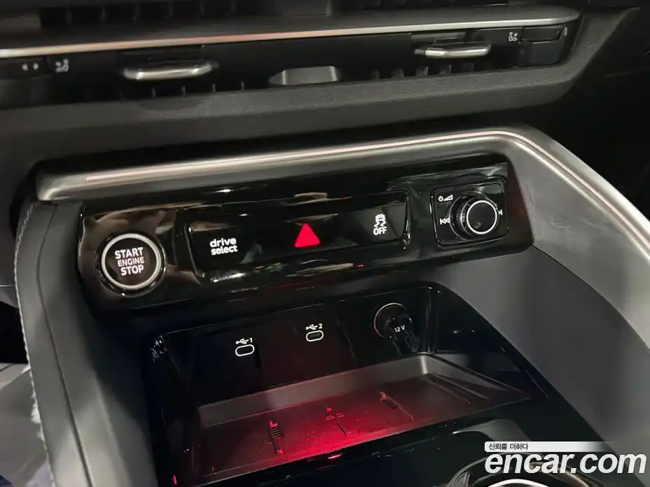 Audi Q5 2025 2.0 Автомат в Москве № 497142, фото 9