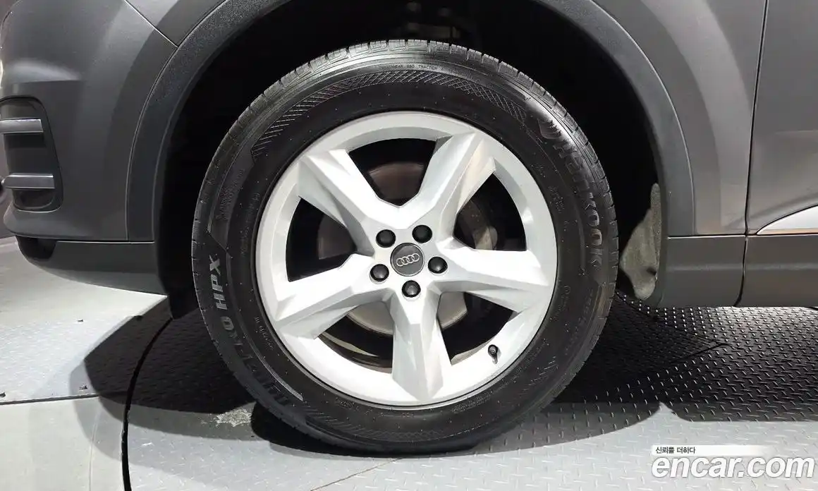 Audi Q7 2016 3.0 Автомат в Москве № 497524, фото 5