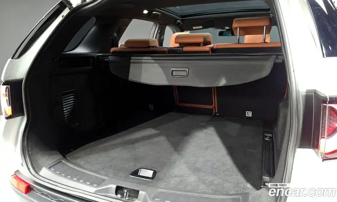 Land Rover Discovery Sport 2017 2.0 Автомат в Москве № 498951, фото 20