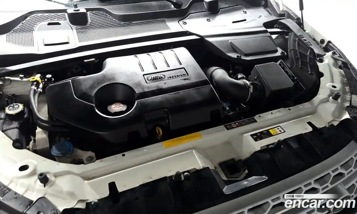 Land Rover Discovery Sport 2017 2.0 Автомат в Москве № 498951, фото 6