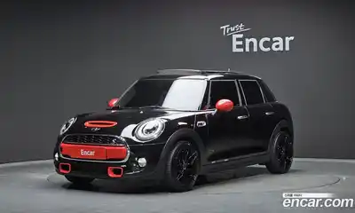 Mini Cooper, 2018