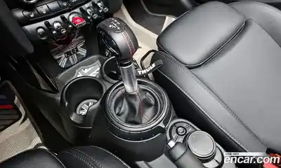 Mini Cooper 2018 2.0 Автомат в Москве № 499137, миниатюра 9