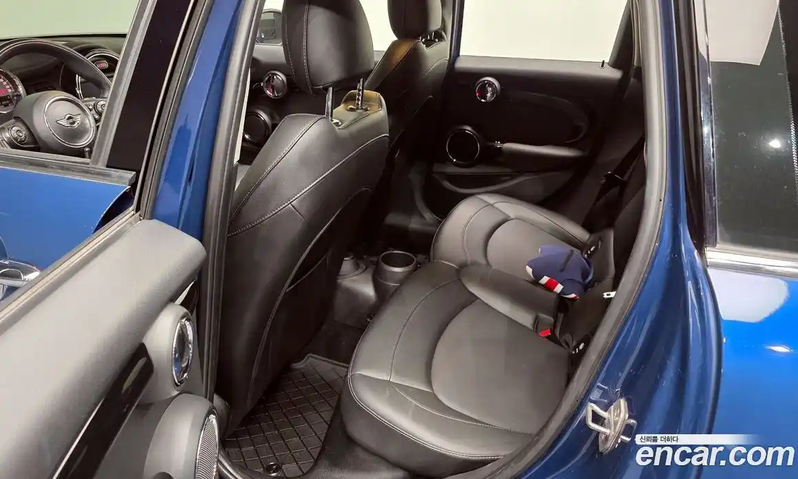 Mini Cooper 2017 1.5 Автомат в Москве № 499273, фото 13