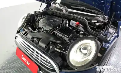 Mini Cooper 2017 1.5 Автомат в Москве № 499273, миниатюра 6