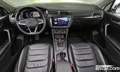Volkswagen Tiguan 2022 2.0 Автомат в Москве № 499905, миниатюра 7