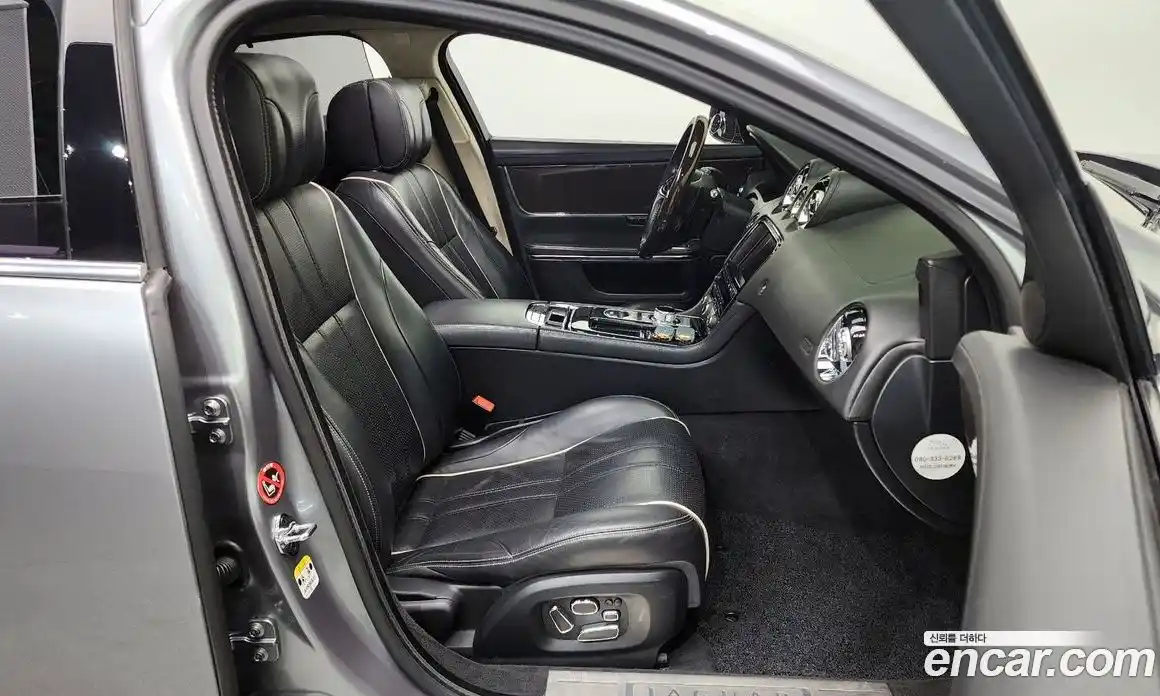 Jaguar XJ 2012 5.0 Автомат в Москве № 500263, фото 12