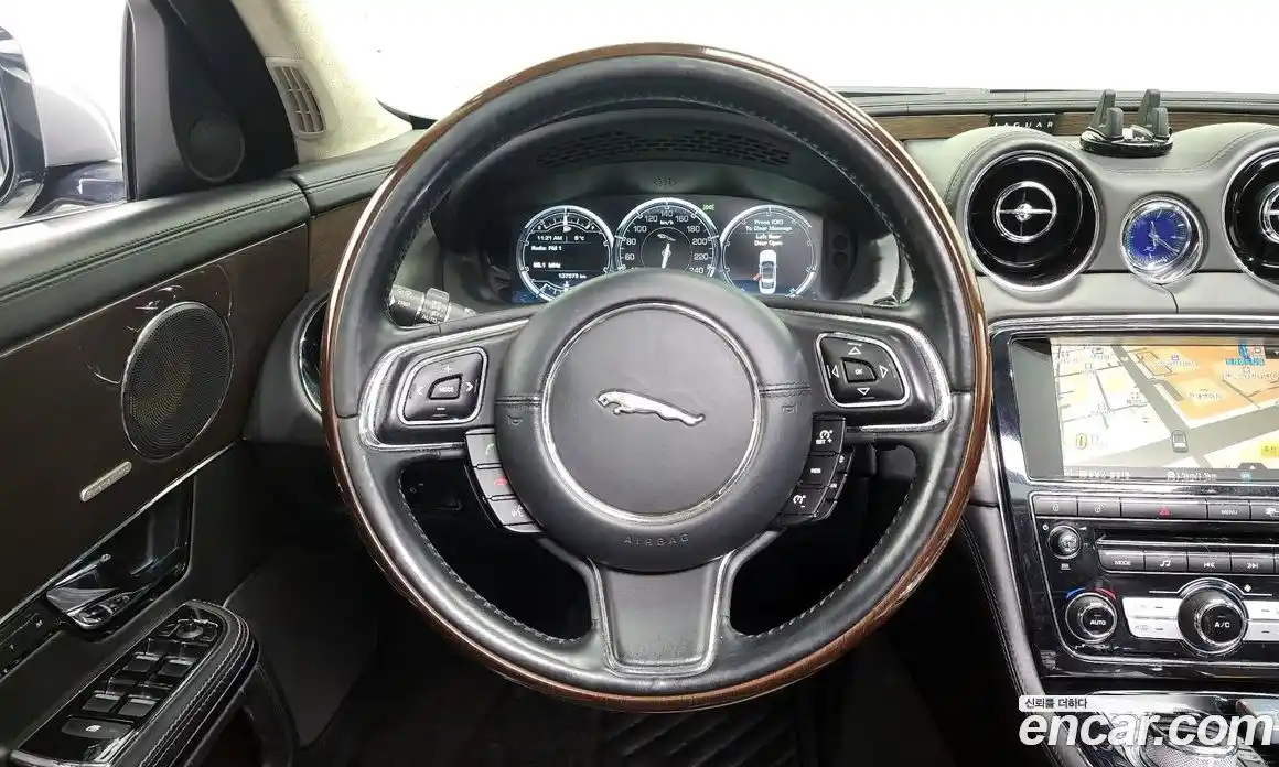 Jaguar XJ 2012 5.0 Автомат в Москве № 500263, фото 14