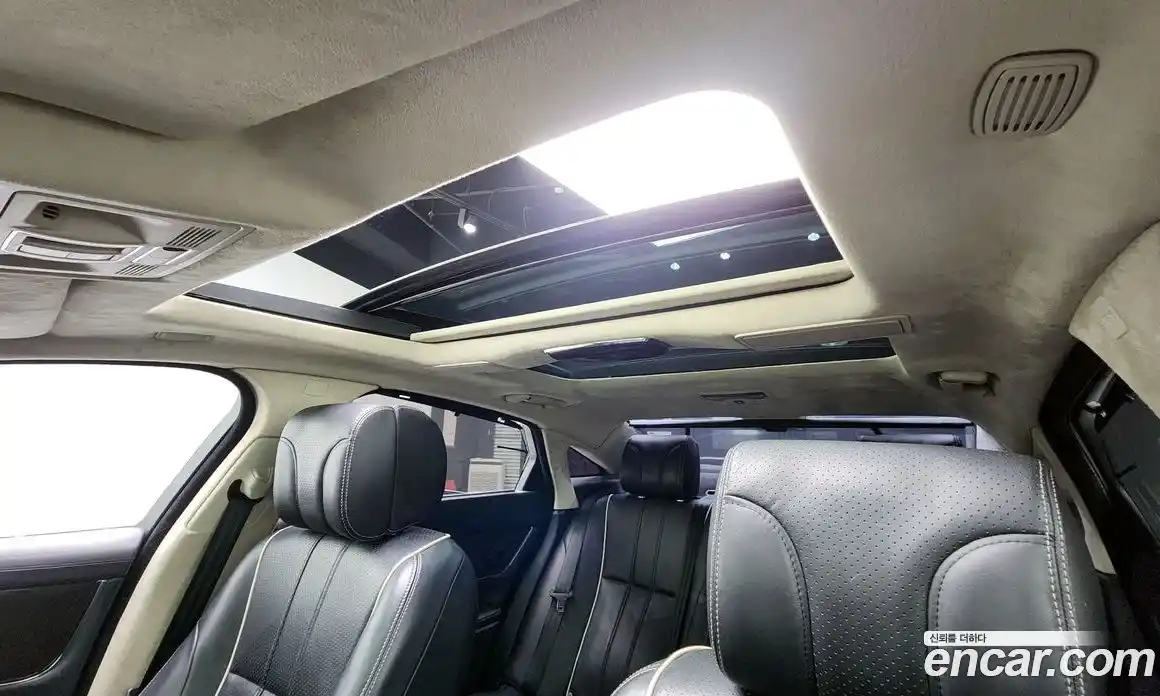 Jaguar XJ 2012 5.0 Автомат в Москве № 500263, фото 19