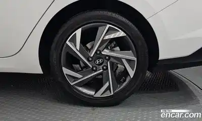 Hyundai Avante 2024 1.6 Автомат в Москве № 517599, миниатюра 5