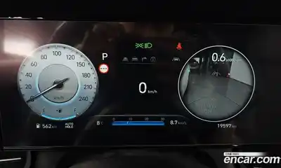 Hyundai Avante 2024 1.6 Автомат в Москве № 517599, миниатюра 8