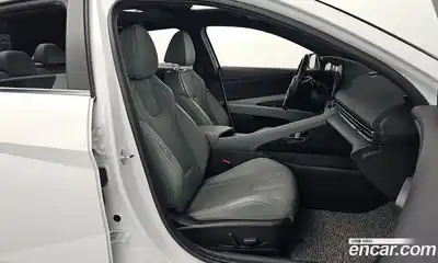 Hyundai Avante 2024 1.6 Автомат в Москве № 517599, миниатюра 10