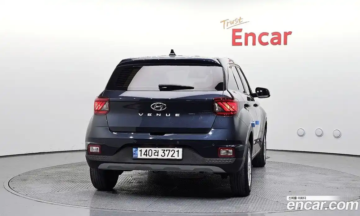 Hyundai Venue 2022 1.6 Автомат в Москве № 518394, фото 4